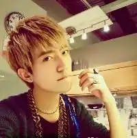 求qq空间唯美意境头像