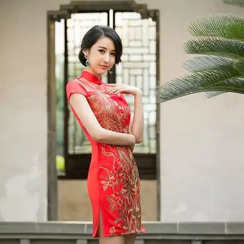 旗袍裙淡雅又清丽,穿上古典又唯美