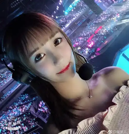 周淑怡将要取代冯提莫lol七周年盛典美女主播合照来了斗鱼歌姬f4大换血