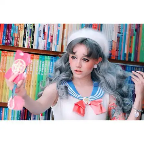 现代感十足的超梦幻美少女战士穿搭