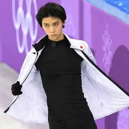 民航联盟羽生结弦说冬奥会全力以赴,对镜头握拳比3打气