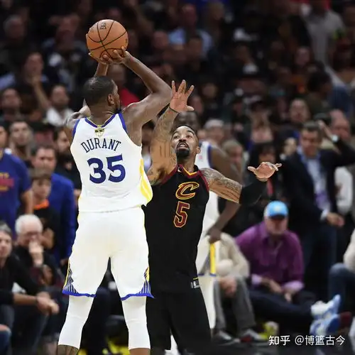 列举nba中七项荣誉,得出历史十大巨星,这或许是最客观的排名