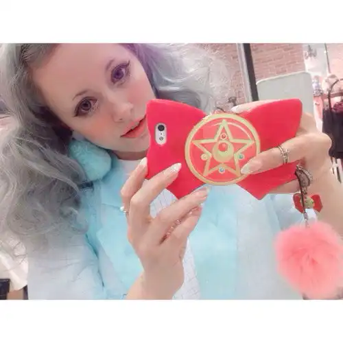 现代感十足的超梦幻美少女战士穿搭
