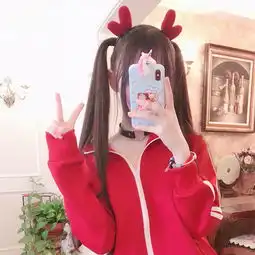 抖音蔡萝莉是富二代吗