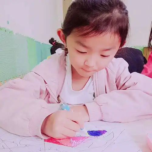 宝宝早托班选哪家欢迎咨询小海龟全脑教育自己研发的