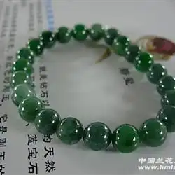 淡绿色翡翠手链,精美手工编织,独特的收藏价值
