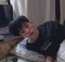 我向来三分钟热度唯你在我心上反复