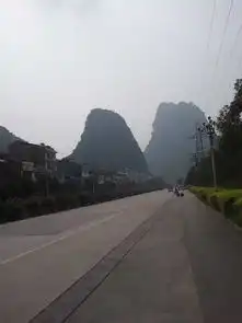 2012阳朔太近的不是故乡太远的我们走不到随城市远行图片