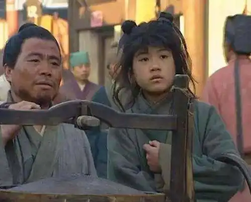 卖梨小童见风使舵,教唆武大郎去伸张正义,最后结局怎样