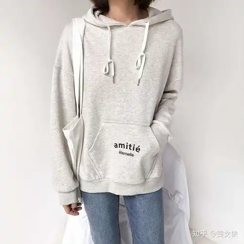 推荐一些女生好看灰色卫衣