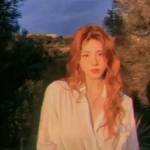 ins风高级质感女生头像