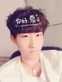 给几张真人16岁帅哥同一个人照片