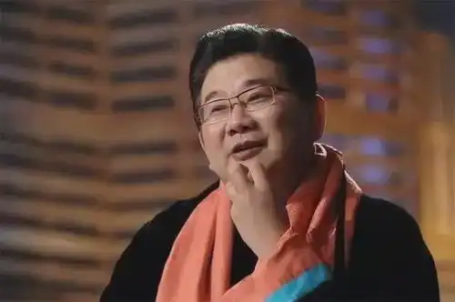 这一次,八面玲珑的曹可凡,不再被世界宽容