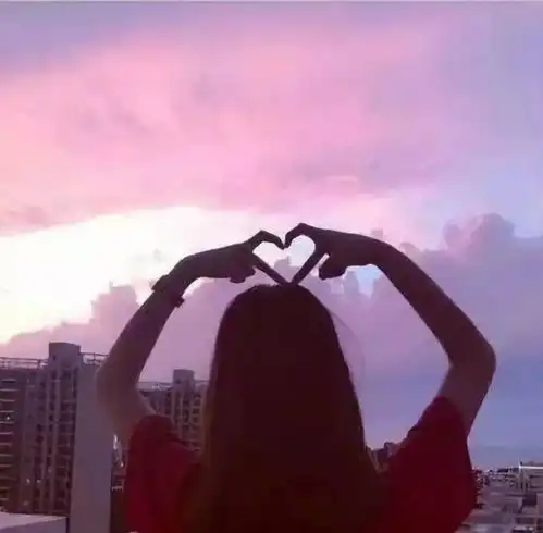 不用见日月,你就是星辰