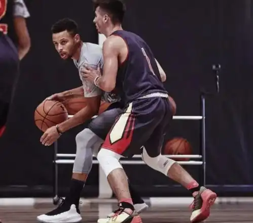 underarmourcurry4,库里系列中罕见的强悍高帮战靴