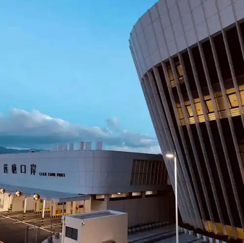今天,深港新口岸正式开通大量图片曝光