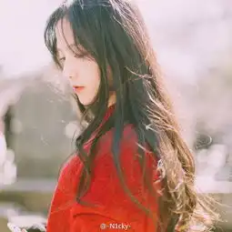 组图上视校花晒写真清新淡雅尽显知性美