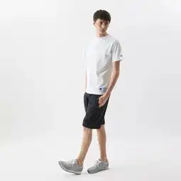 开团你和明星潮人之间的距离,只差一件冠军t