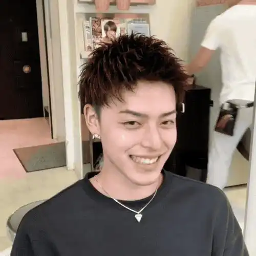 如何判断给自己剪发的发型师是不是靠谱