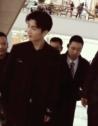 陈晓西服造型一览,从俊朗少年到成熟大叔,男性魅力让人招架不住