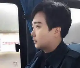 虎牙王者荣耀一哥嗨氏被围攻要离开虎牙楚河喷其人渣陈述3大罪状