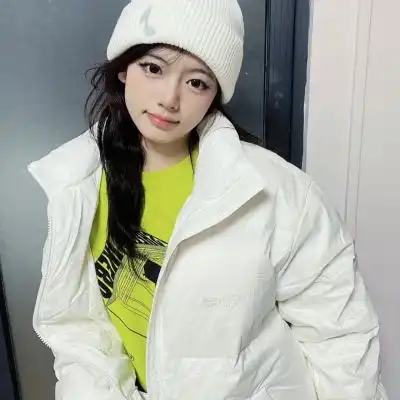 2022全新春节好看的喜庆女生头像我们志在星辰大海无需为蜉蝣驻足