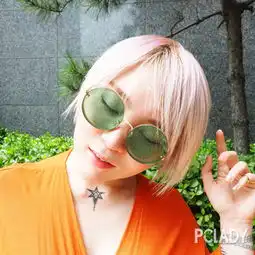 看脸时代她们却凭个性潮发秒杀网红脸