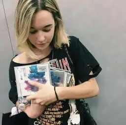 好看的微信头像图片欧美女生头像大全