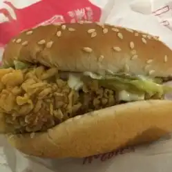 麦当劳武汉汉街万达店的经典麦辣鸡腿汉堡好不好吃用户评价口味怎么样武汉美食经典麦辣鸡腿汉堡实拍图片大众点评
