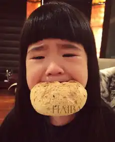 甜馨儿不改逗比本色,姐姐grace萌萌哒海报时尚网华语星宝贝萌图合辑一起来翻一翻