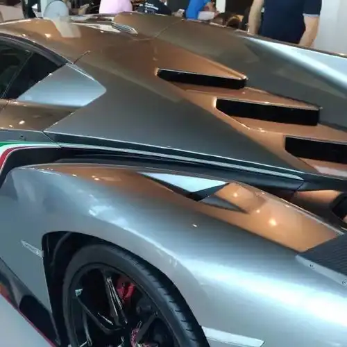 兰博基尼veneno,一枚毒药丸霸气外露