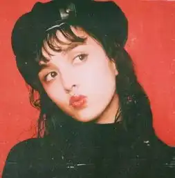 总担心我在你心里不够美