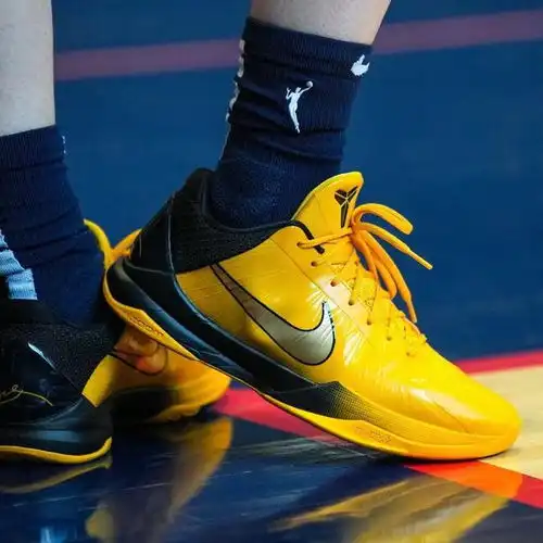 kobe5女库里pe首次公开网友求市售