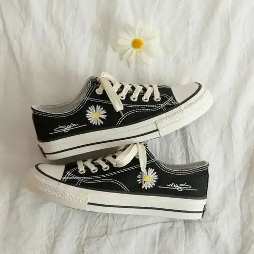 小雏菊帆布鞋低帮女鞋春季新款ulzzang百搭港风ins平底潮韩板鞋子