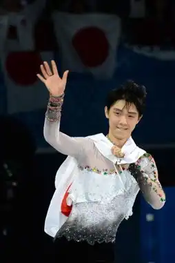 羽生结弦本以为会丢冠陈伟群拿银牌很失望