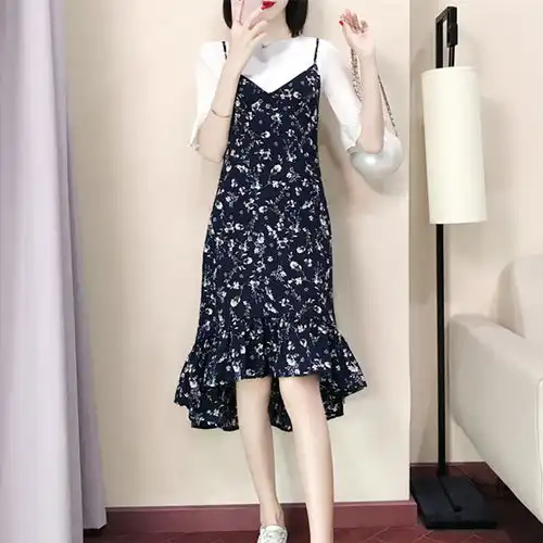 清新淡雅的搭配,遮肉显瘦,甜美又减龄