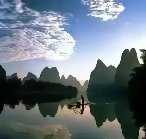 背后有靠山有贵人微信头像