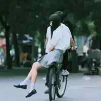 好看的情侣头像一张两个人