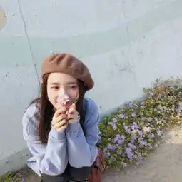 姐妹三个人的头像她是端庄的寻梦的灵魂