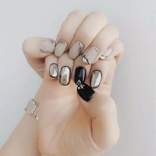 早春简约ins风美甲