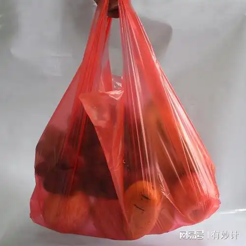 塑料袋能不能直接放冰箱我也是今天才知道,记得转告家里人