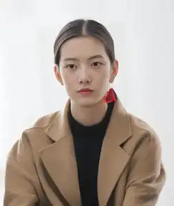 项偞婧