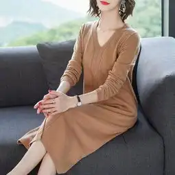 十件旗袍,都不如一件金丝绒裙款款精致又高贵,中秋回家忒美嫩