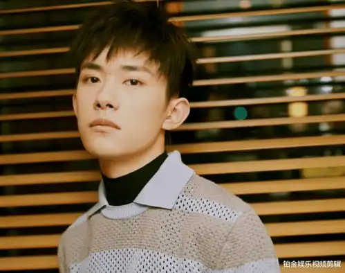 易烊千玺他身上有这么多的光环,却依然不骄不躁,砥砺前行