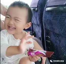 有条件给孩子吃点健康的瑞典百年儿童饼干,澳洲无添加果条,好吃不贵买一送一