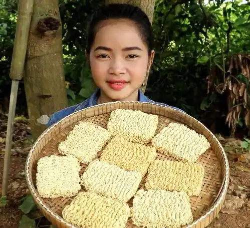 经常吃方便面的人,身体或许会惹上这6个麻烦,多了解下吧