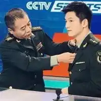 乒乓球运动员樊振东微信头像