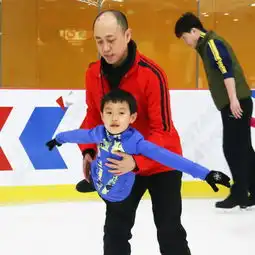 明星教练郑杰威名师出高徒艺精靠磨炼