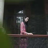 气质范的女生qq头像曾以为得到的就是快乐