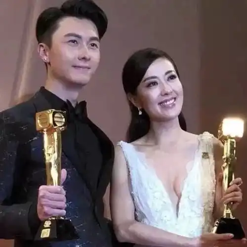 新晋视帝视后合体再拍新剧他与监制溏心风暴3后再次合作